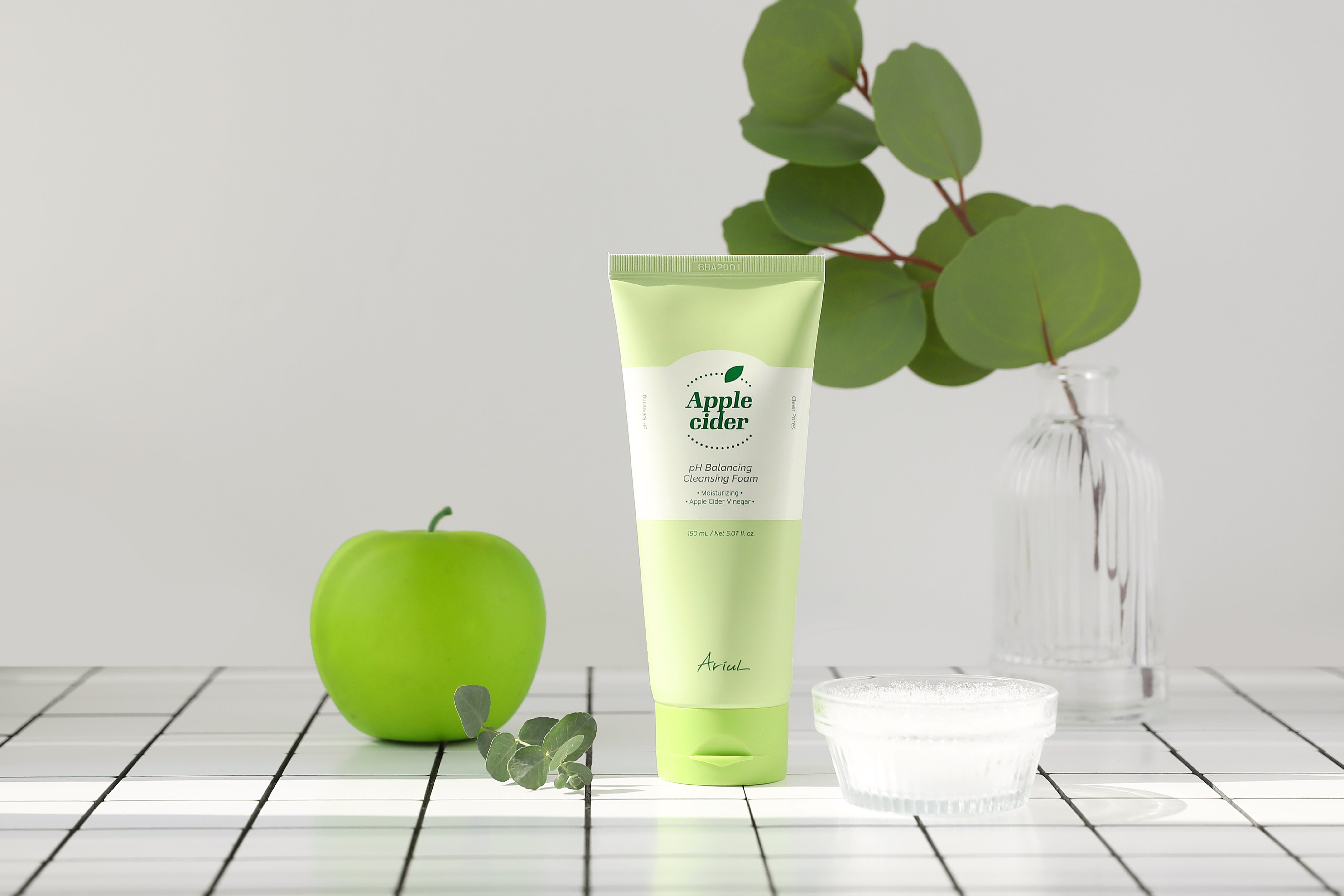 Ariul Apple Cider Ph Balancing Cleansing Foam