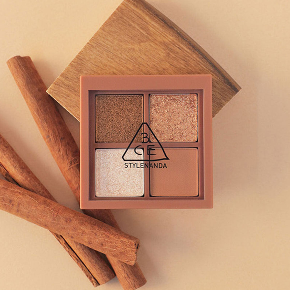 Mini Multi Eye Color Palette #Casual Talk 3.5 g - SKINNOTE INC