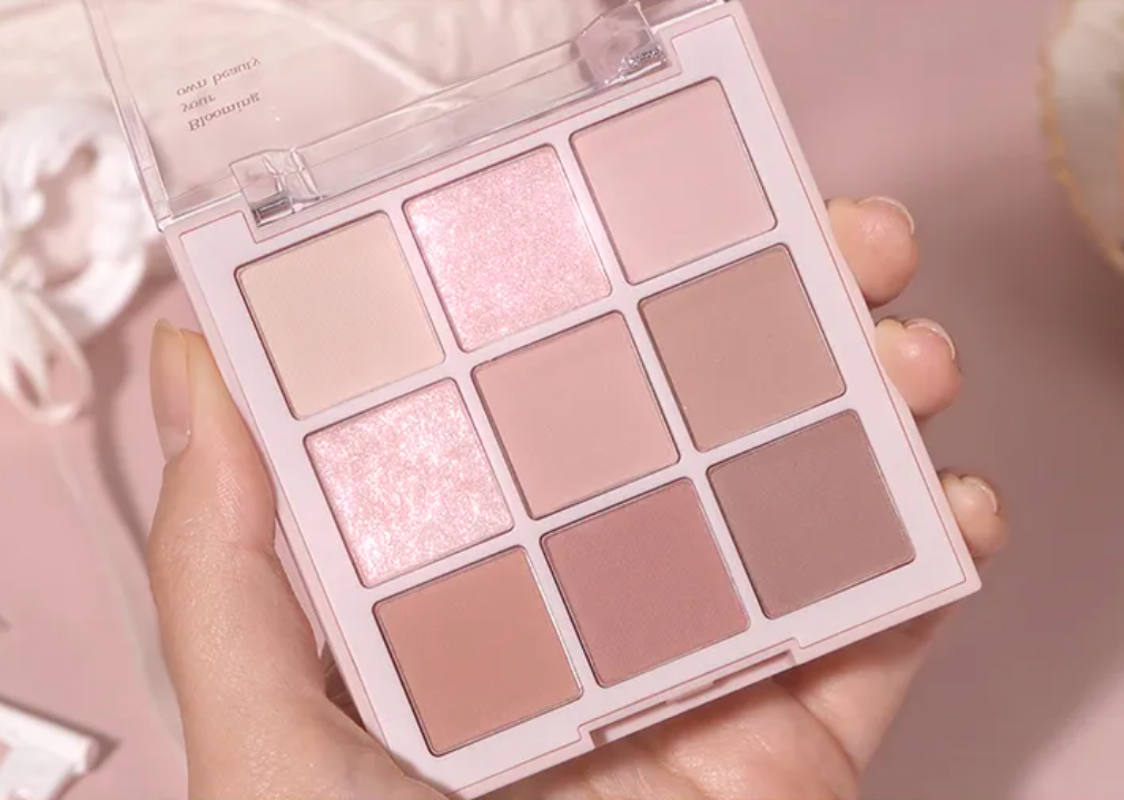 Dasique Shadow Palette #27 Rose Milk Tea