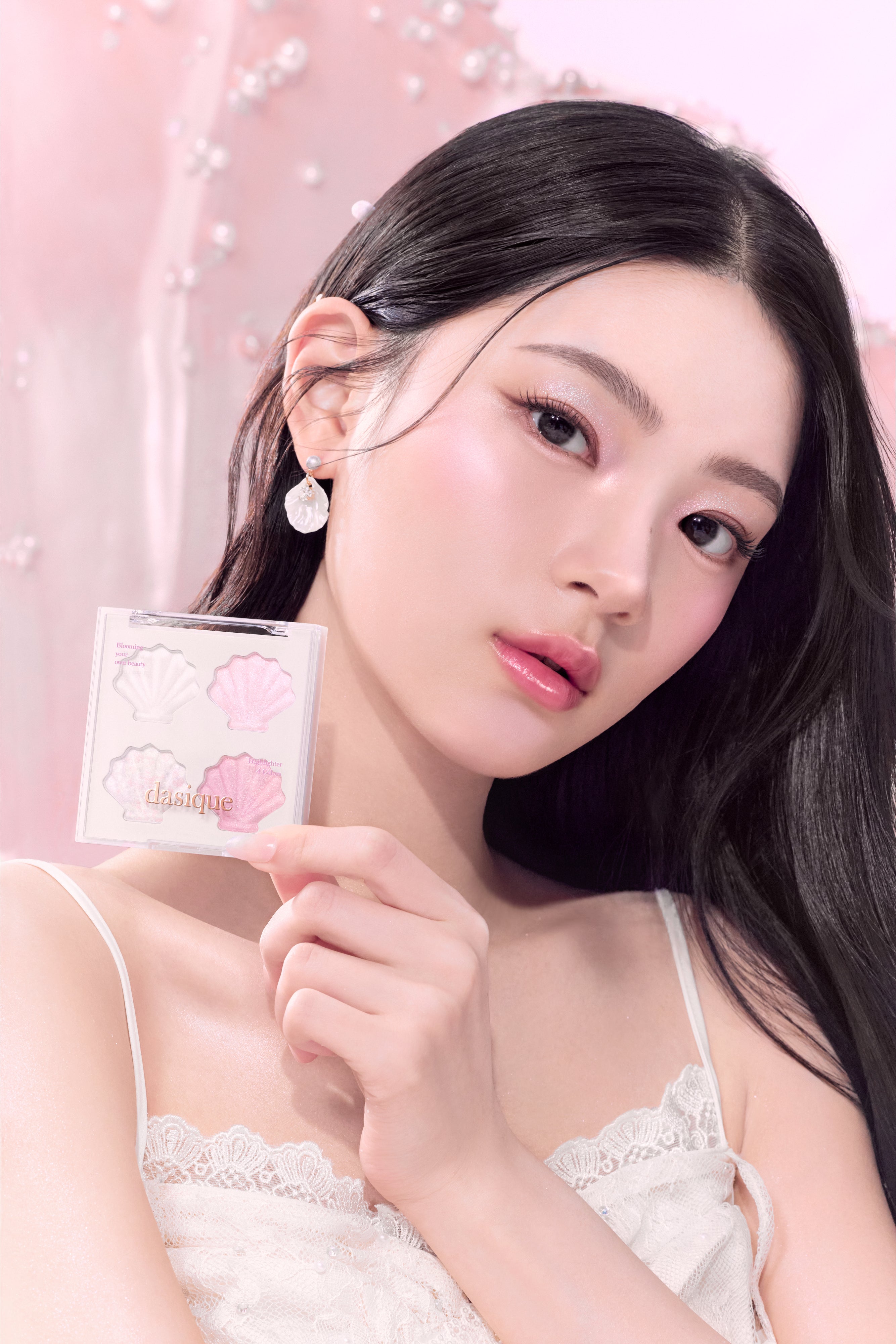 Dasique Shine Glow Highlighter Palette - SKINNOTE INC